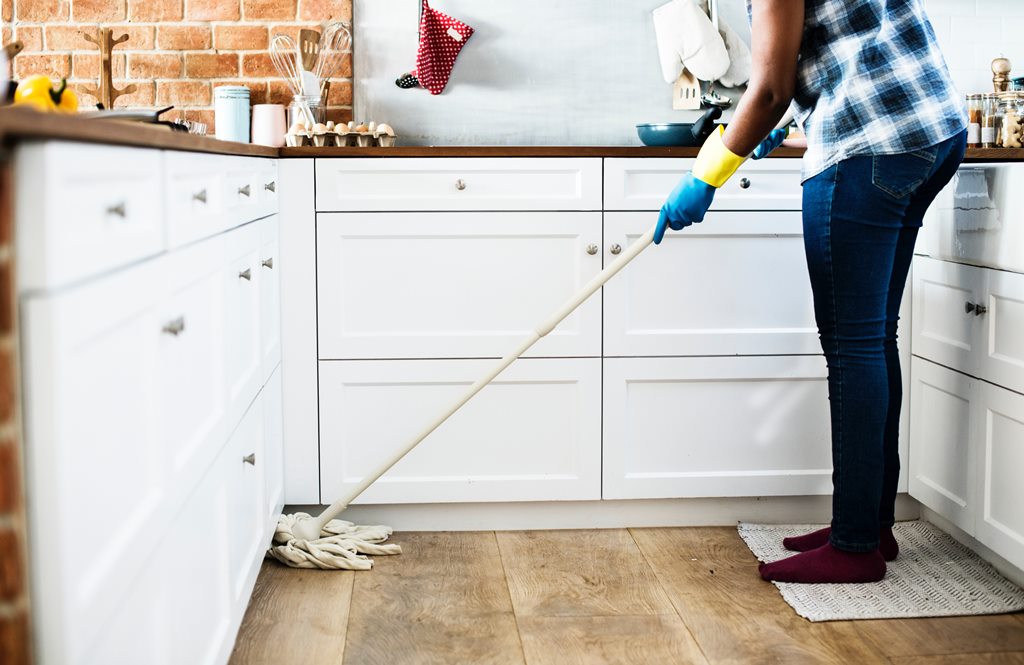 mopping